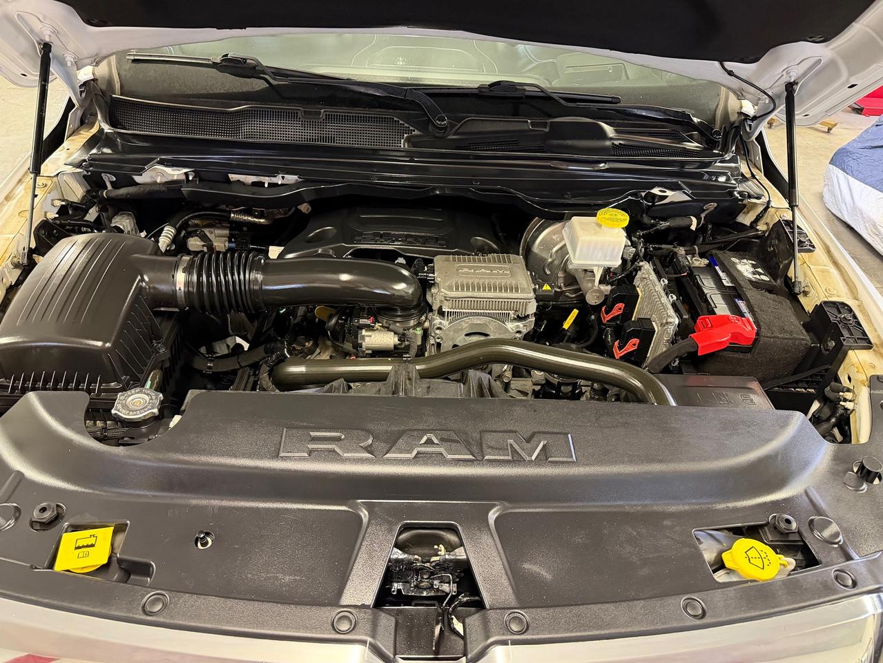 2021 RAM 1500 Limited 4x4 Crew Cab 5'7" Box Photo3