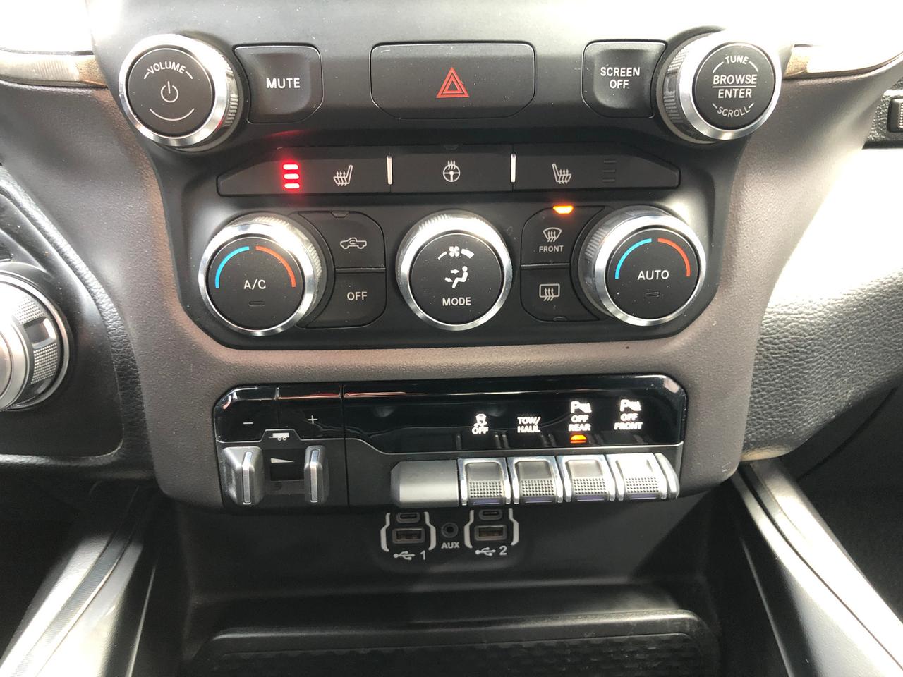 2021 RAM 1500 Sport / B.CAM / S.ROOF / H.SEATS / KEYLESS ENTRY Photo38