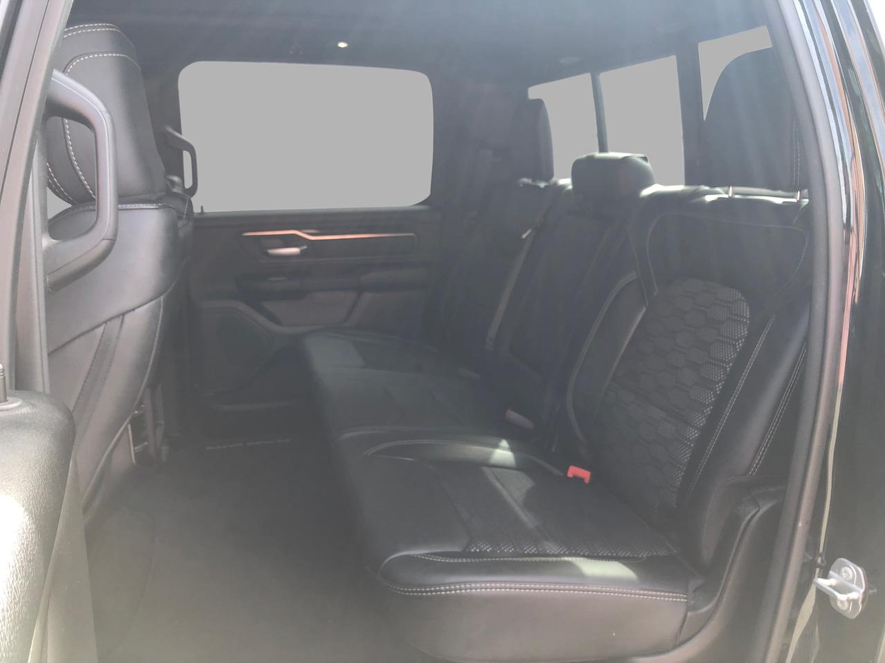 2021 RAM 1500 Sport / B.CAM / S.ROOF / H.SEATS / KEYLESS ENTRY Photo19