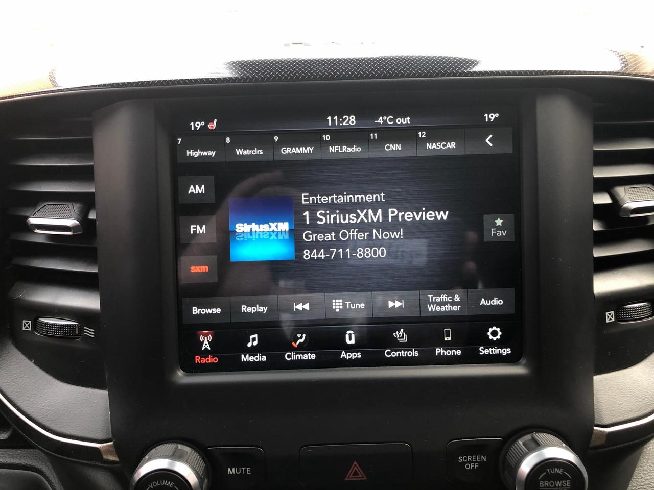 2021 RAM 1500 Sport / B.CAM / S.ROOF / H.SEATS / KEYLESS ENTRY Photo97