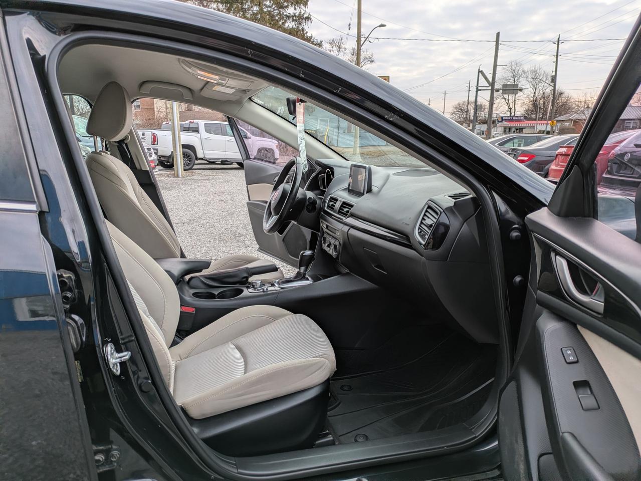 2014 Mazda MAZDA3 4dr HB Sport Auto Photo
