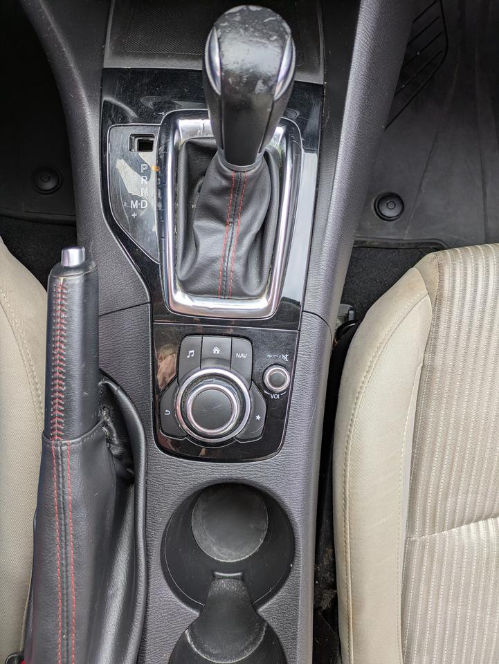 2014 Mazda MAZDA3 4dr HB Sport Auto Photo