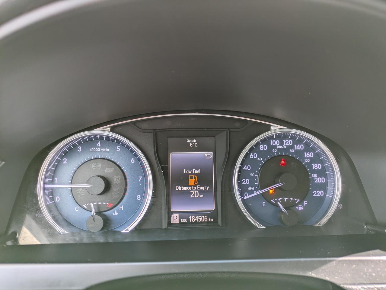 2015 Toyota Camry 4dr Sdn I4 Auto LE Photo