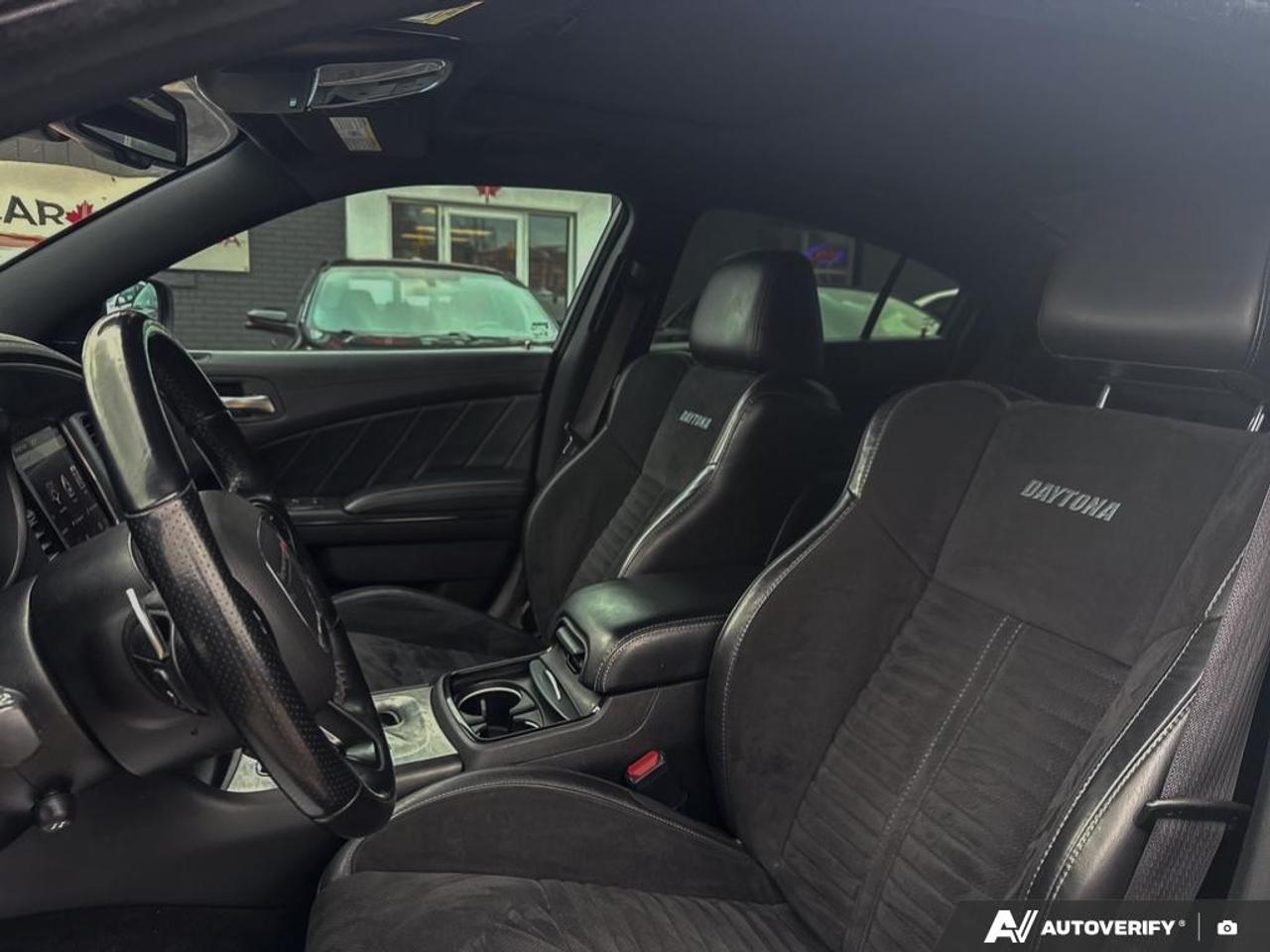 2022 Dodge Charger R/T DAYTONA / NO ACCIDENTS / 5.7L / NAV / ROOF Photo