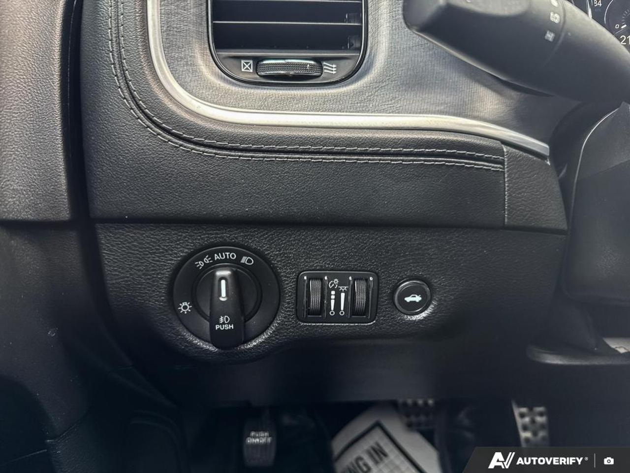 2022 Dodge Charger R/T DAYTONA / NO ACCIDENTS / 5.7L / NAV / ROOF Photo