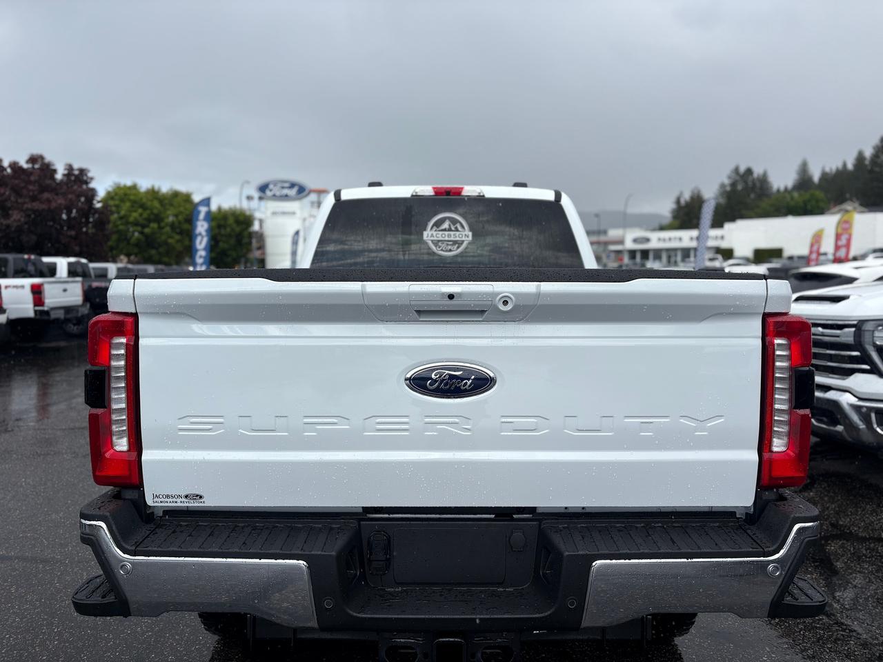2026 Ford F-350 Super Duty SRW Lariat Photo3