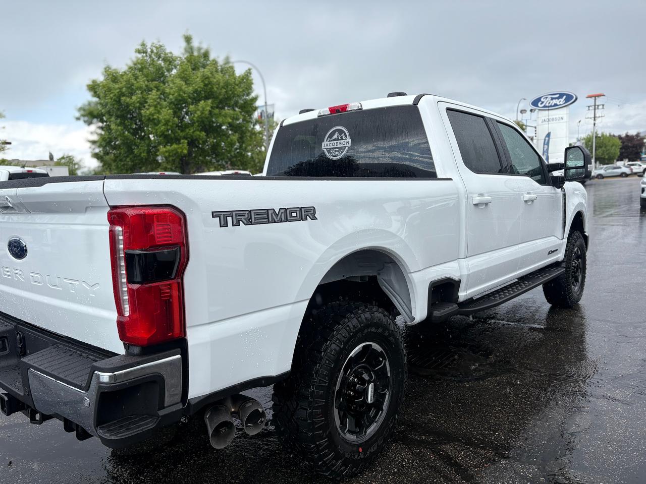 2026 Ford F-350 Super Duty SRW Lariat Photo4