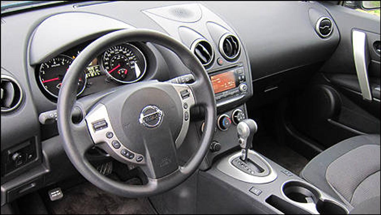 2011 Nissan Rogue SV/AWD/ REAR CAM /LOW KM / SUPER CLEAN / AC/ALLOYS Photo