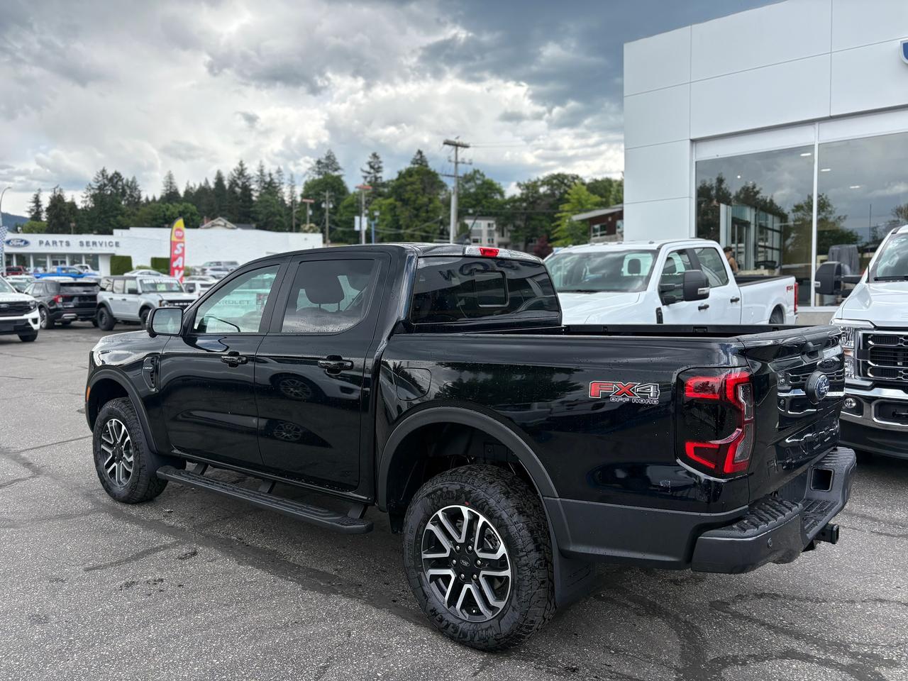 2026 Ford Ranger Lariat Photo2
