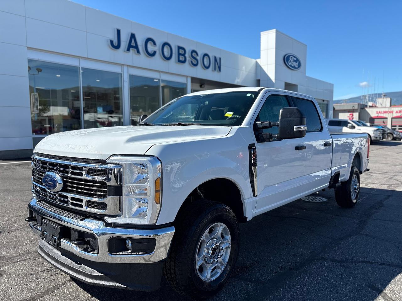 2026 Ford F-350 Super Duty SRW XLT Photo0