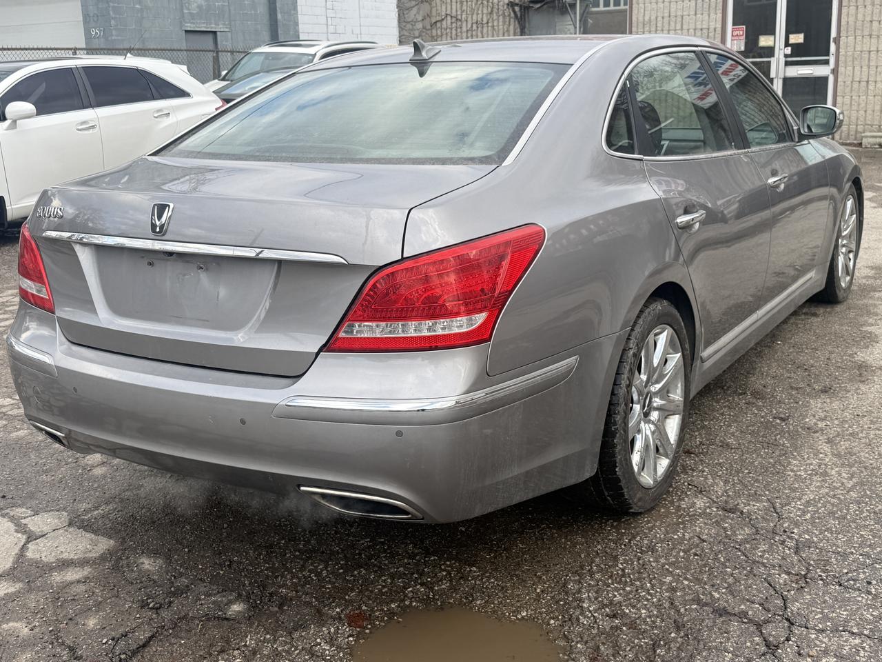 2012 Hyundai Equus SIGNATURE Photo4