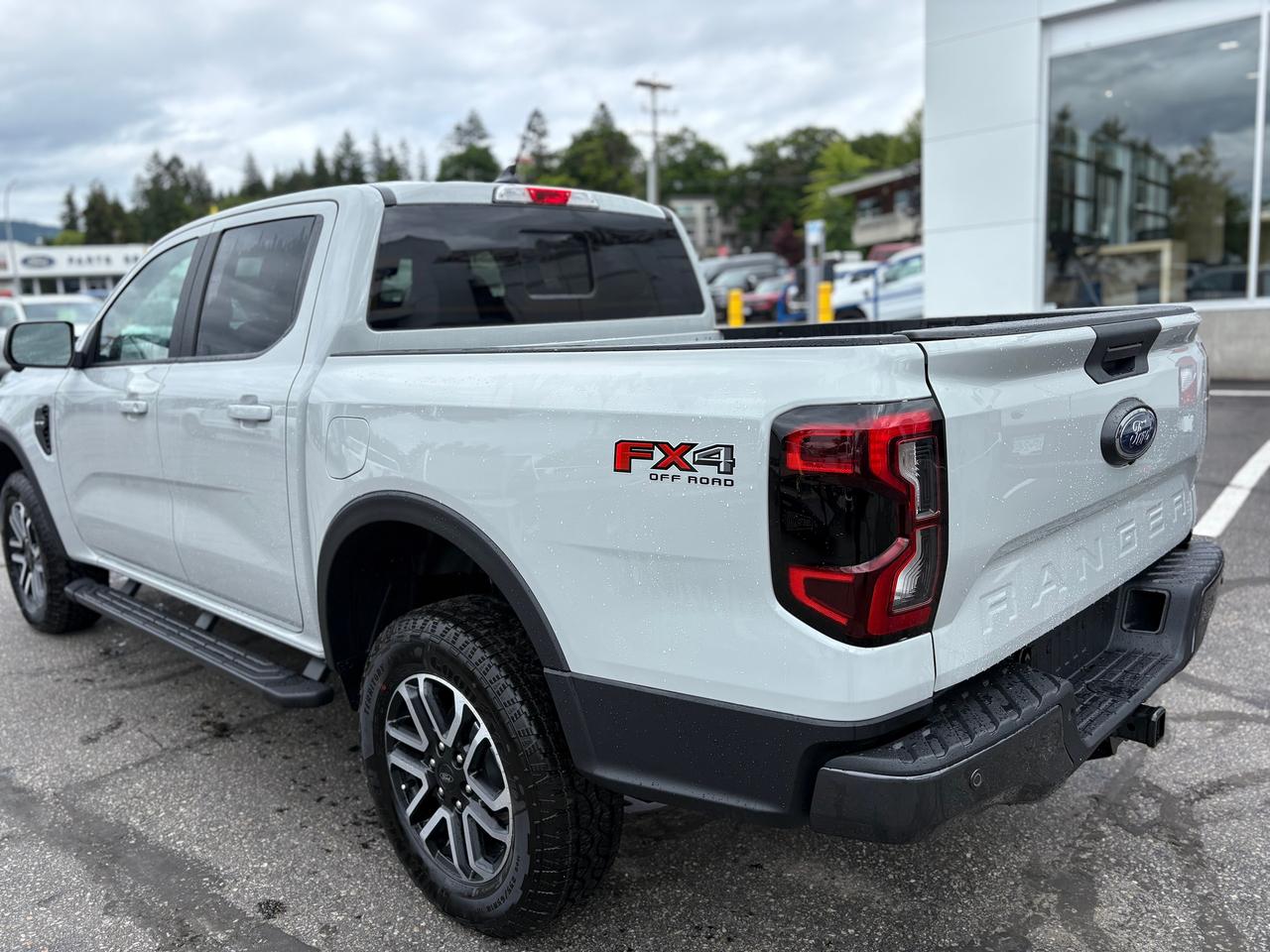 2026 Ford Ranger Lariat Photo2