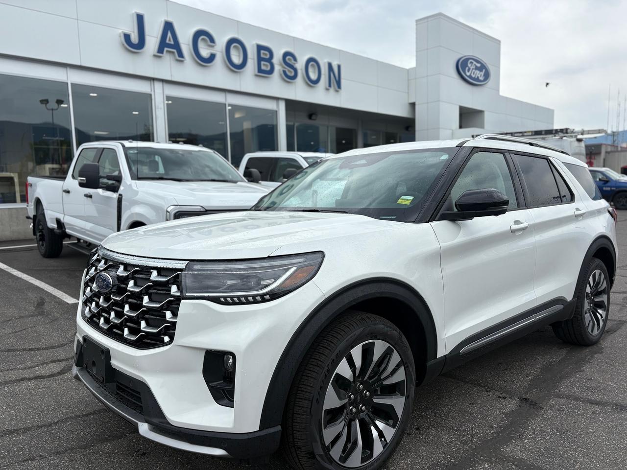 2026 Ford Explorer Platinum Photo0