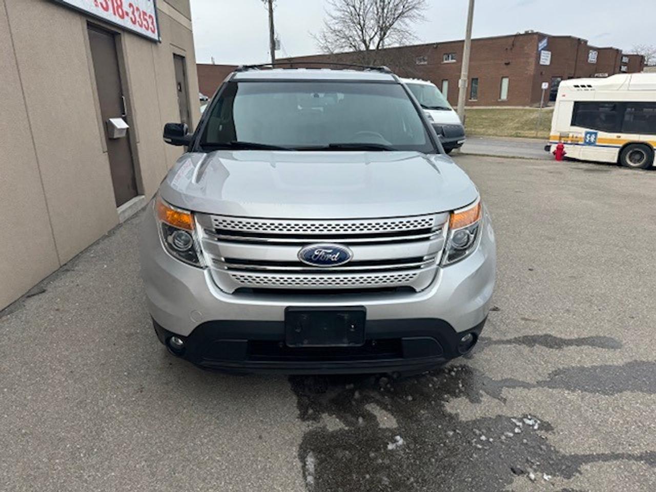 2015 Ford Explorer 4WD 4dr XLT 1 OWNER,ACCIDENT FREE ONLY 89000KM Photo
