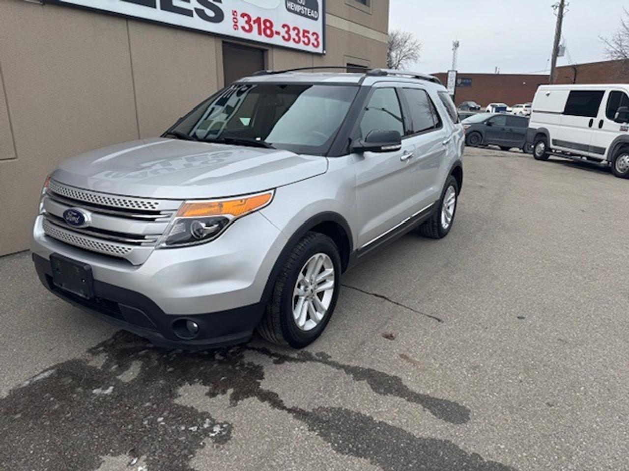 2015 Ford Explorer 4WD 4dr XLT 1 OWNER,ACCIDENT FREE ONLY 89000KM Photo