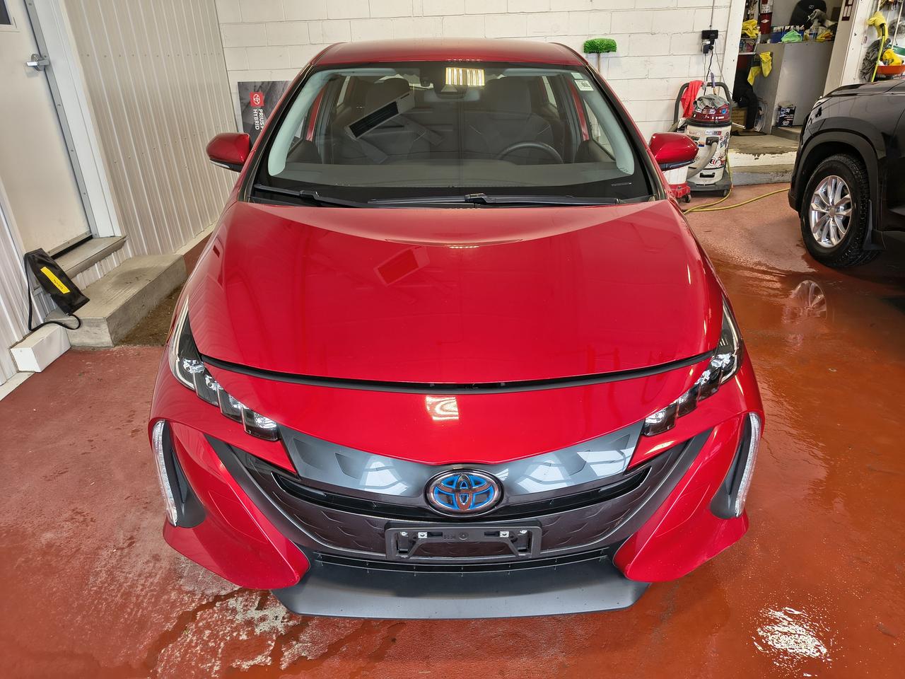 2021 Toyota Prius Prime  Photo0