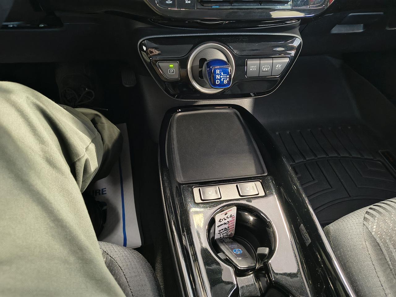 2021 Toyota Prius Prime  Photo0