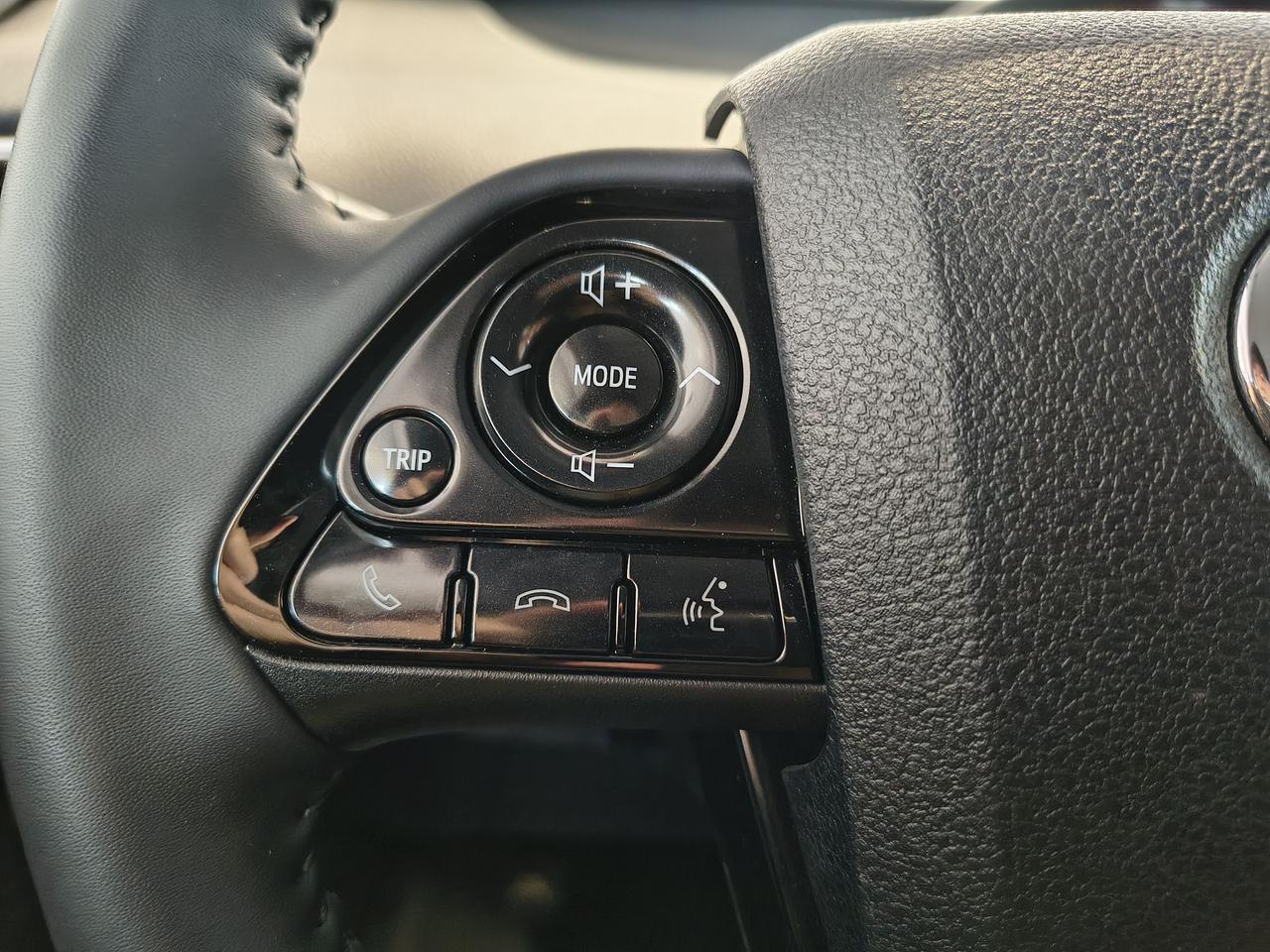 2021 Toyota Prius Prime  Photo0