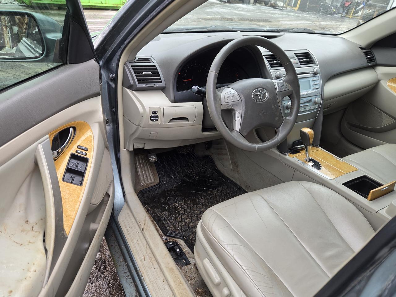 2007 Toyota Camry XLE Photo