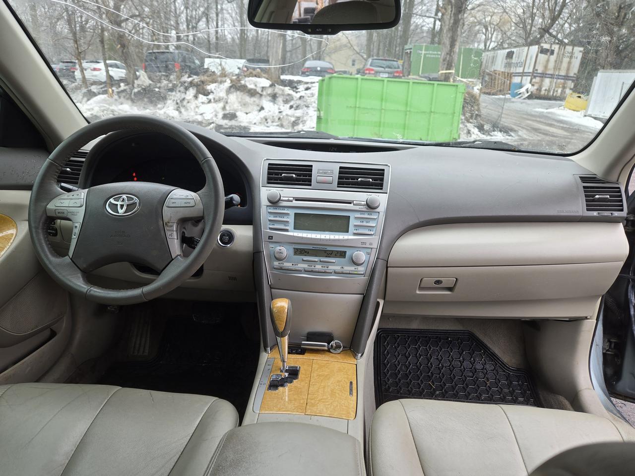 2007 Toyota Camry XLE Photo