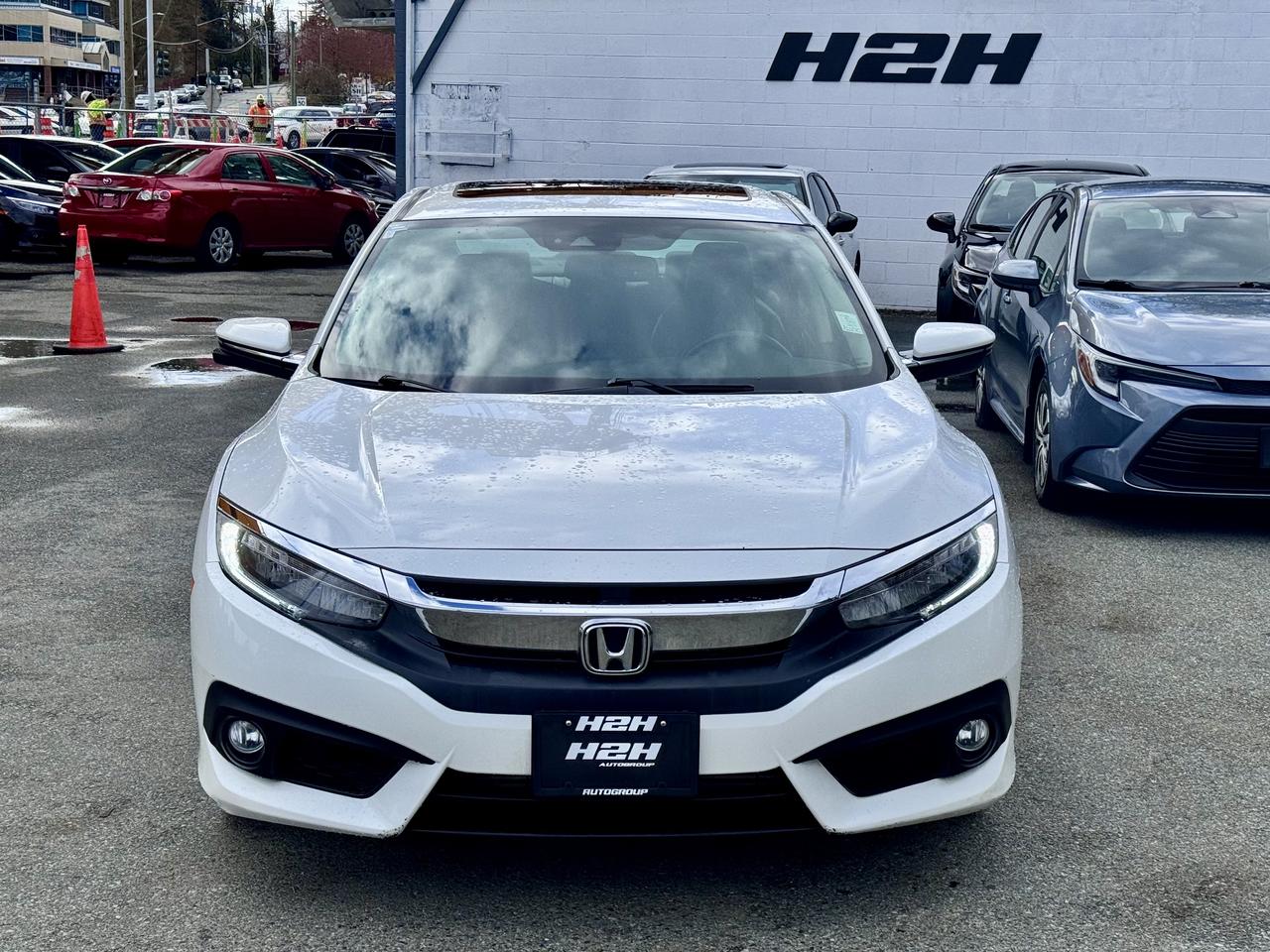 2017 Honda Civic FINANCING AVAILABLE Photo2