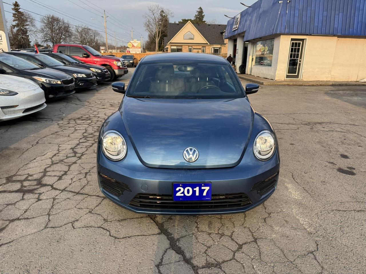 2017 Volkswagen Beetle Trendline Photo