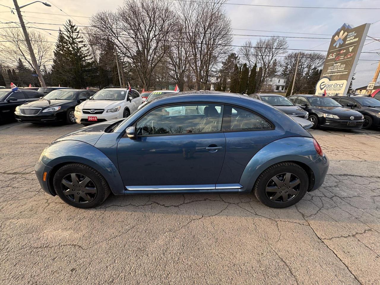 2017 Volkswagen Beetle Trendline Photo