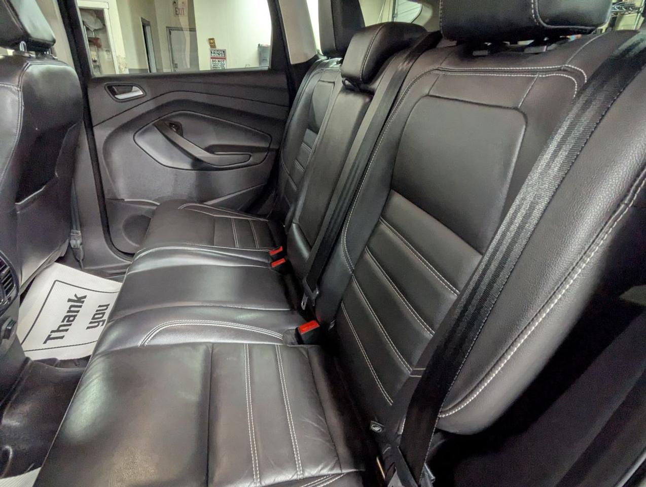 2018 Ford Escape SEL WITH LEATHER/POWER LIFTGATE!! Photo