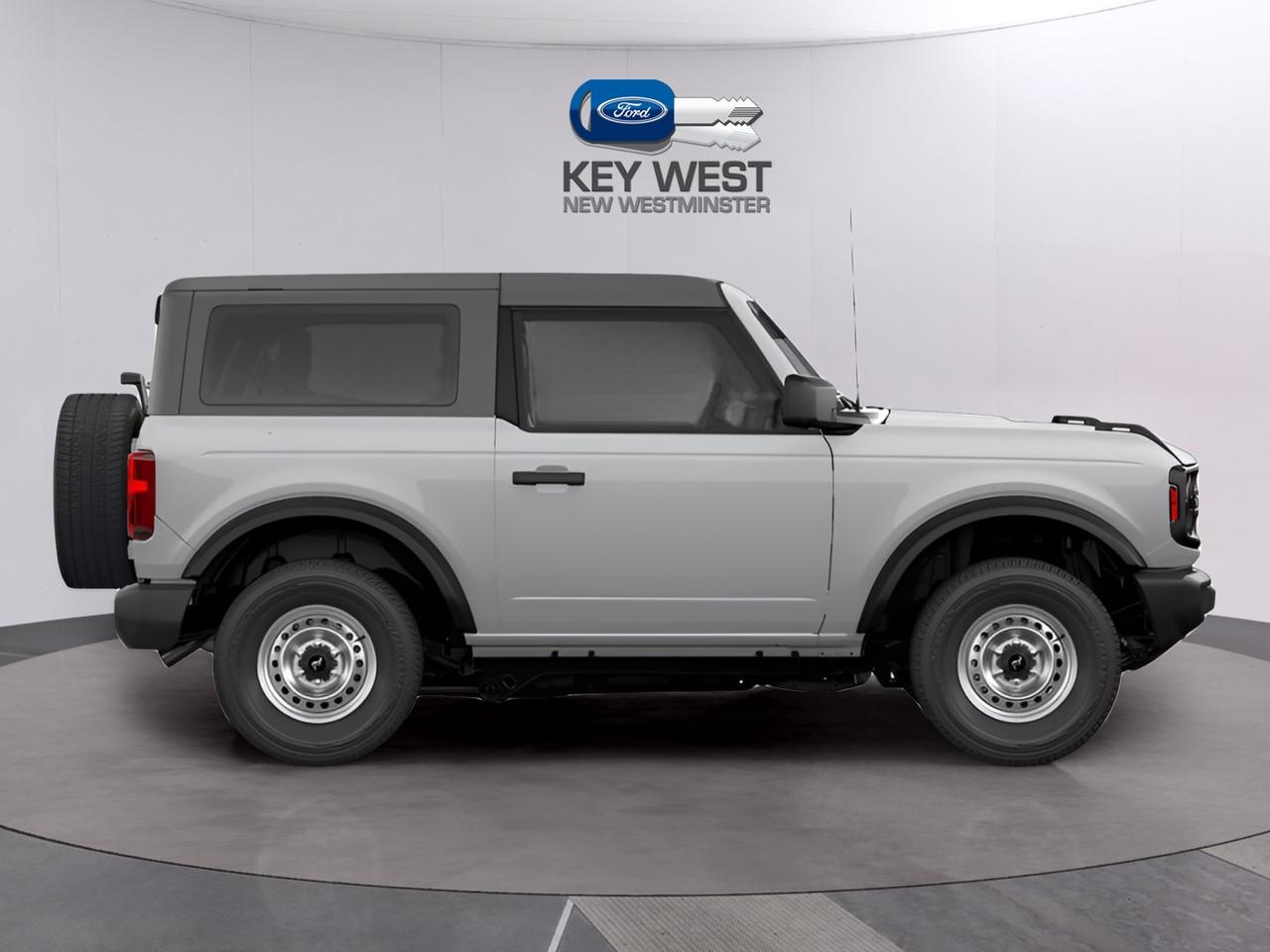 2026 Ford Bronco Base 2 Door 4x4 Photo3