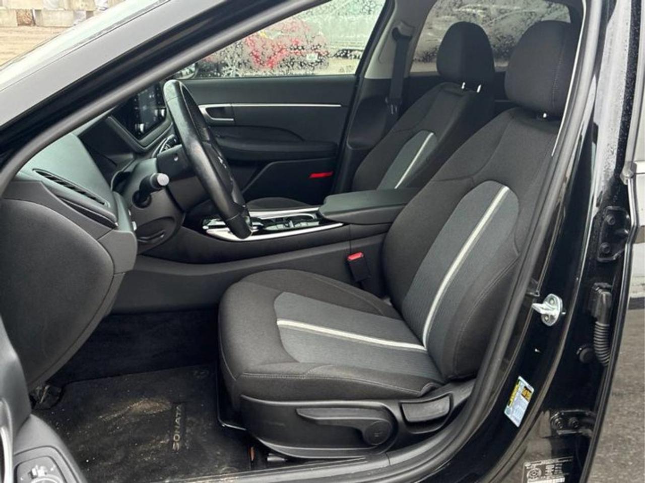 2020 Hyundai Sonata Preferred | Heated Wheel + Seats | Adaptive Cruise | CarPlay + Android | Rear Camera | and More ! Photo