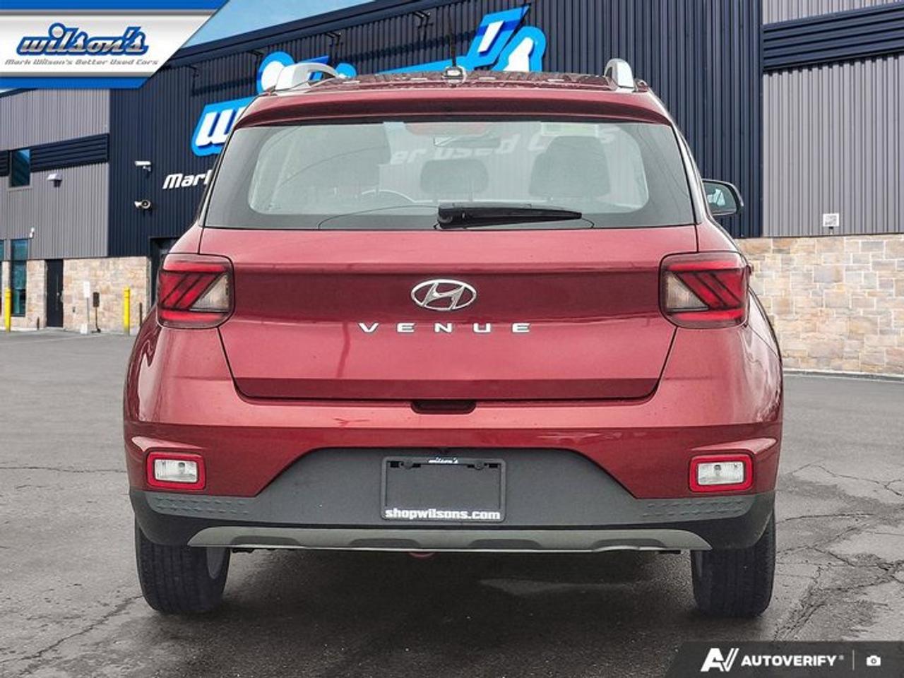 2024 Hyundai Venue Preferred | Heated Wheel + Seats | CarPlay + Android | Rear Camera | and More ! Photo3