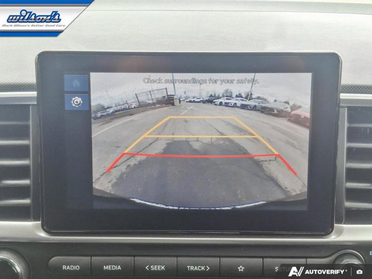 2024 Hyundai Venue Preferred | Heated Wheel + Seats | CarPlay + Android | Rear Camera | and More ! Photo