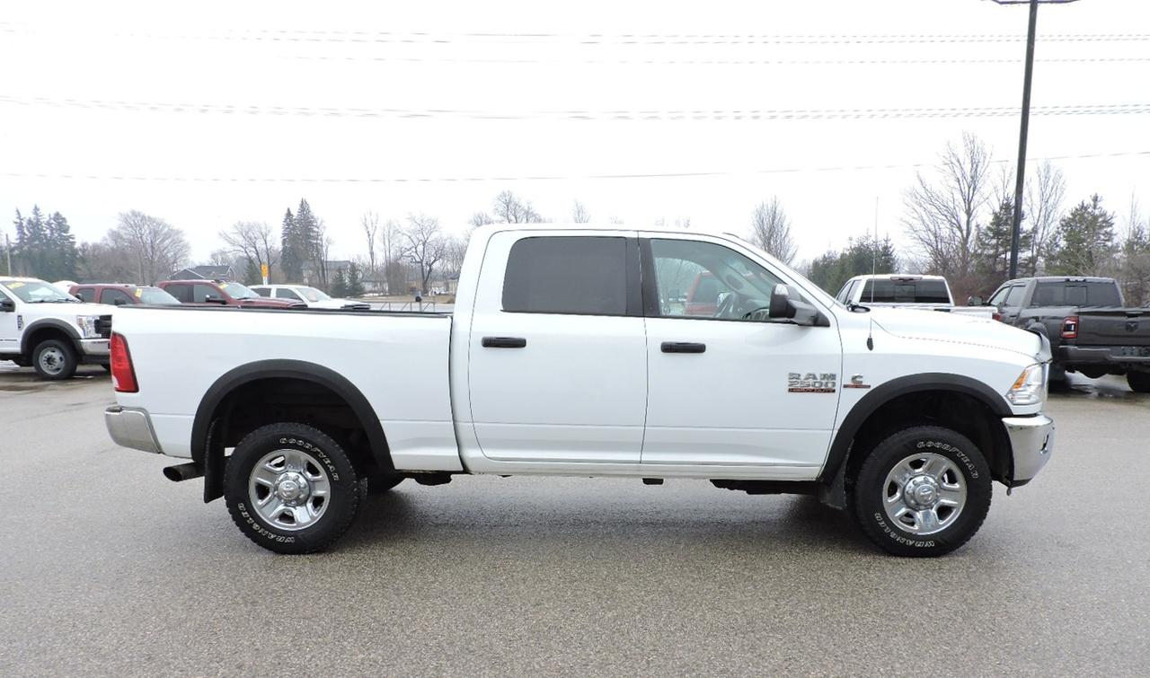 2015 RAM 2500 SLT Diesel 4X4 Well Oiled Remote Start 291000KM Photo3