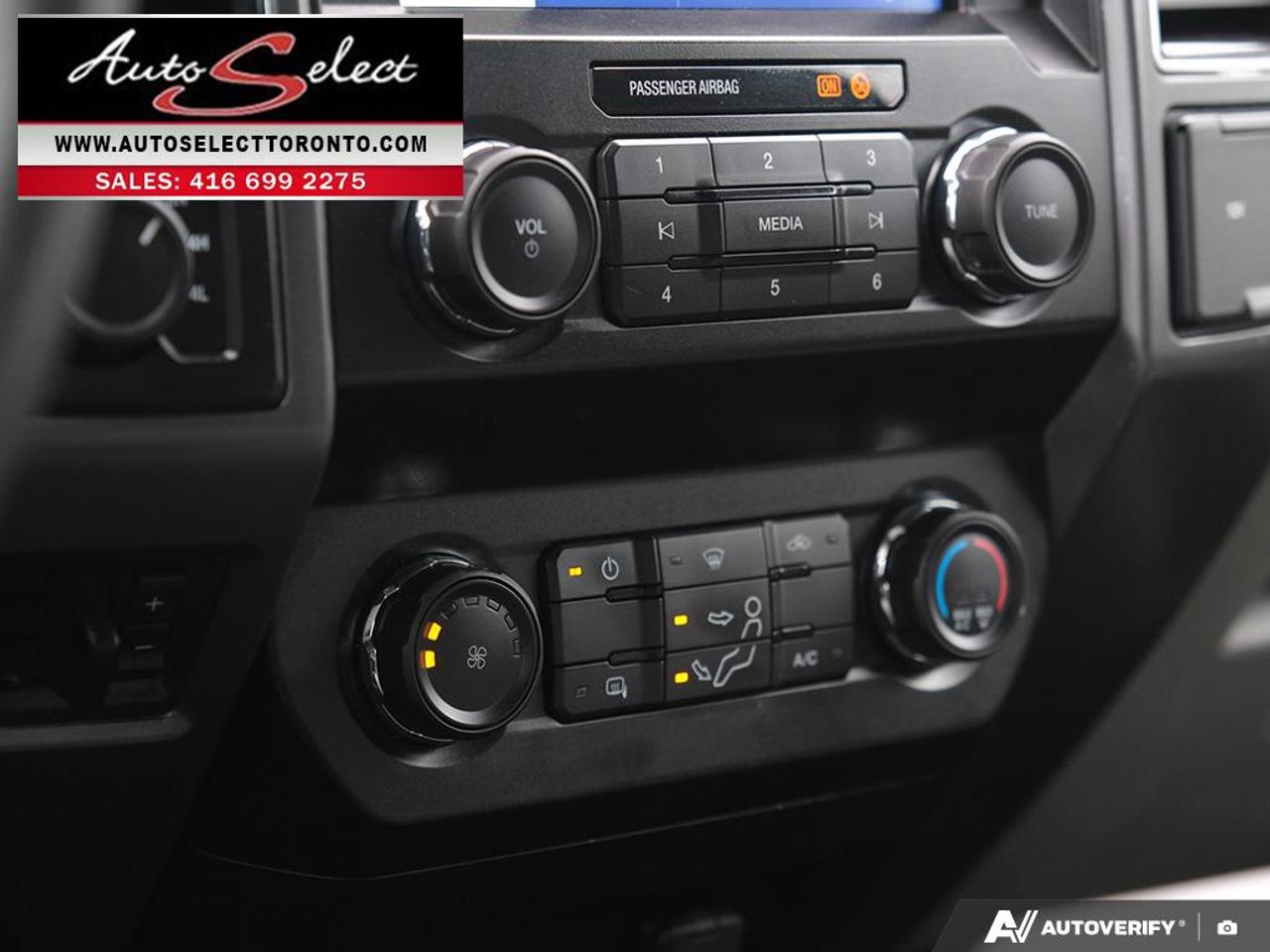 2020 Ford F-250 XLT **6.2L V8** 4x4 - Apple Carplay - Clean Carfax Photo