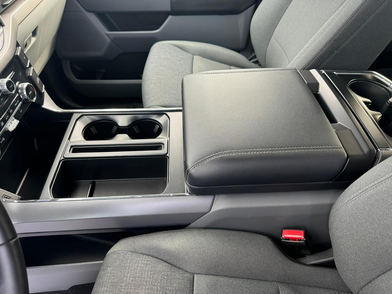 2024 Ford F-150 XLT Photo