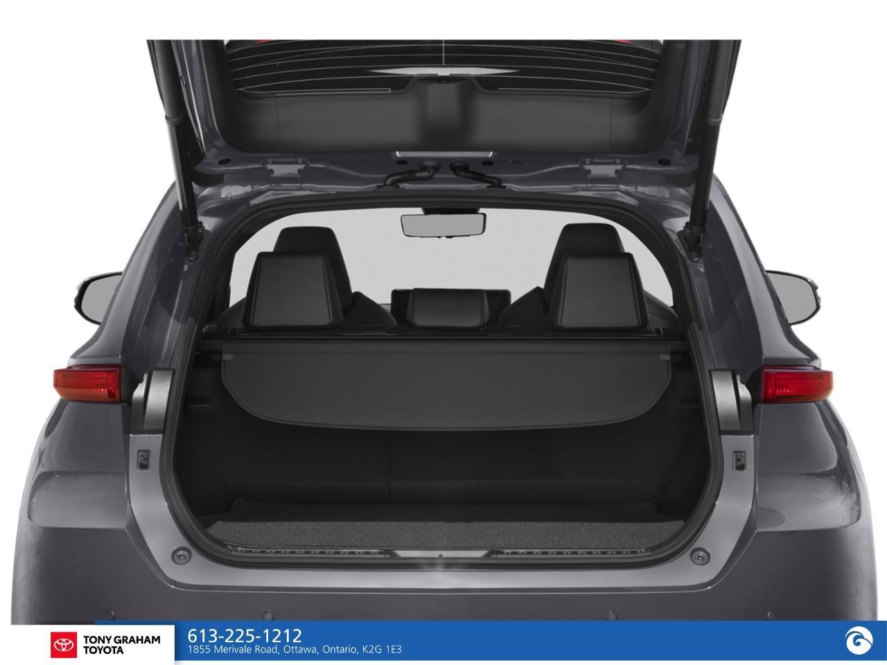 2022 Toyota Venza LIMITED Photo