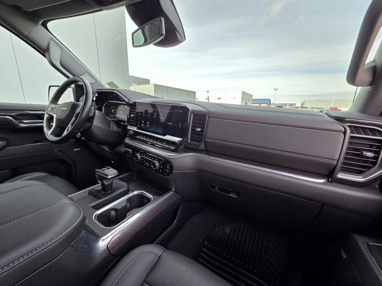 2023 Chevrolet Silverado 1500 LTZ Convenience Package | Leather | 20's Wheels Photo