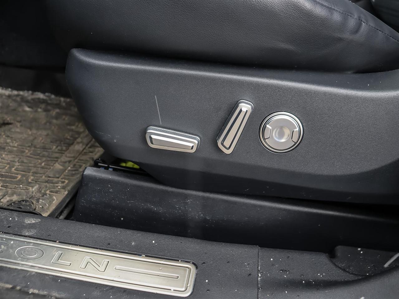 2025 Lincoln Nautilus RESERVE Photo