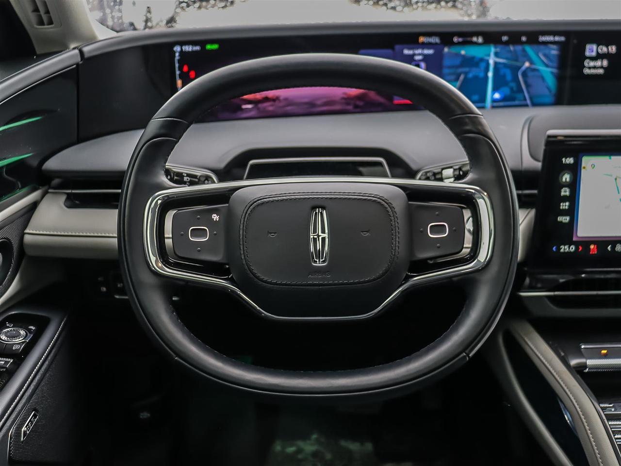 2025 Lincoln Nautilus Reserve | Hybrid |  Roof | Photo