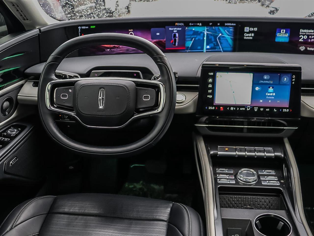 2025 Lincoln Nautilus Reserve | Hybrid |  Roof | Photo