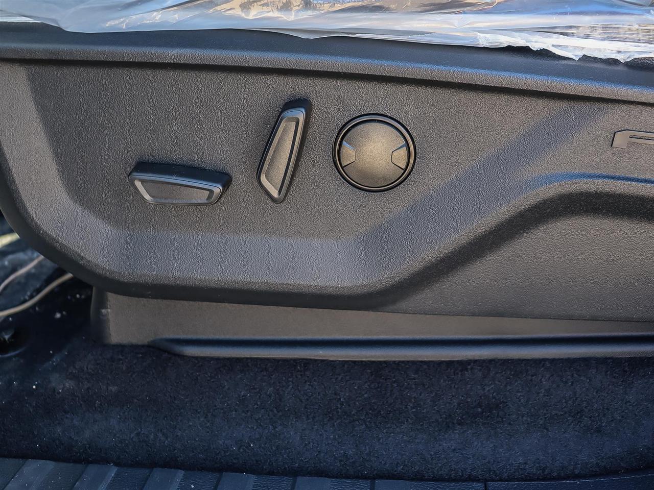 2026 Ford F-150 Lariat Photo