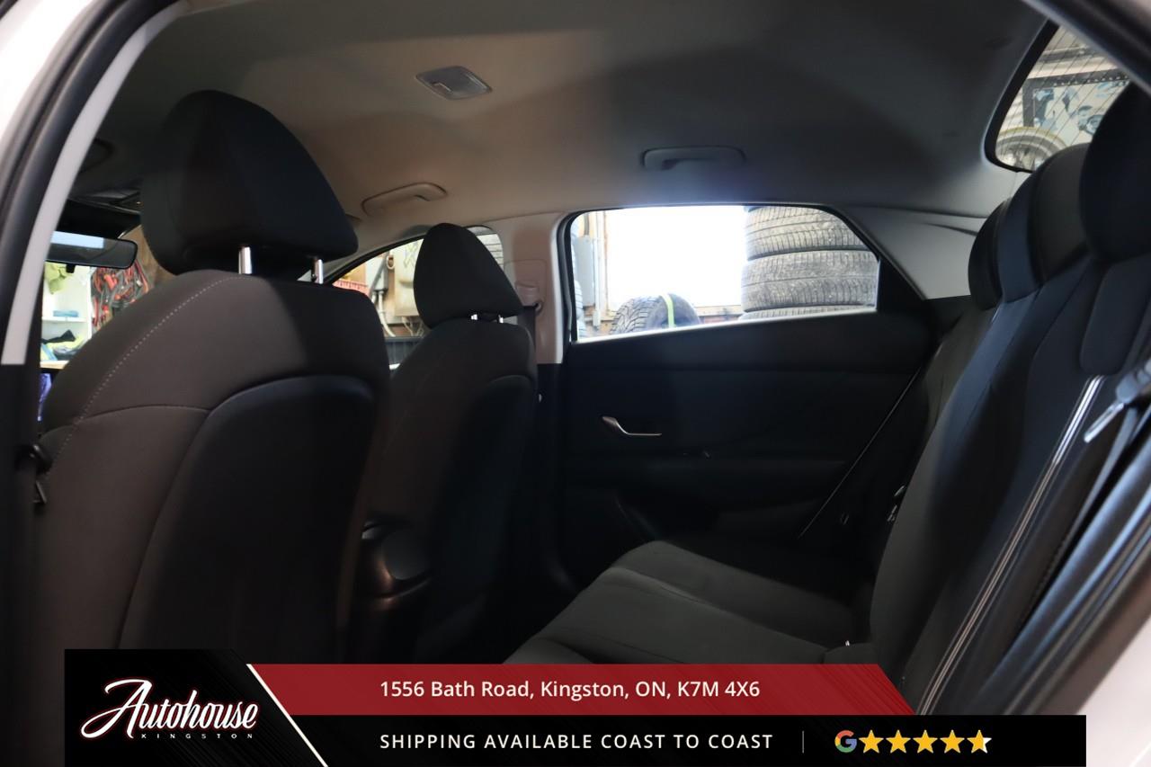 2022 Hyundai Elantra Preferred APPLE CARPLAY & ANDROID AUTO - REARVIEW CAM Photo