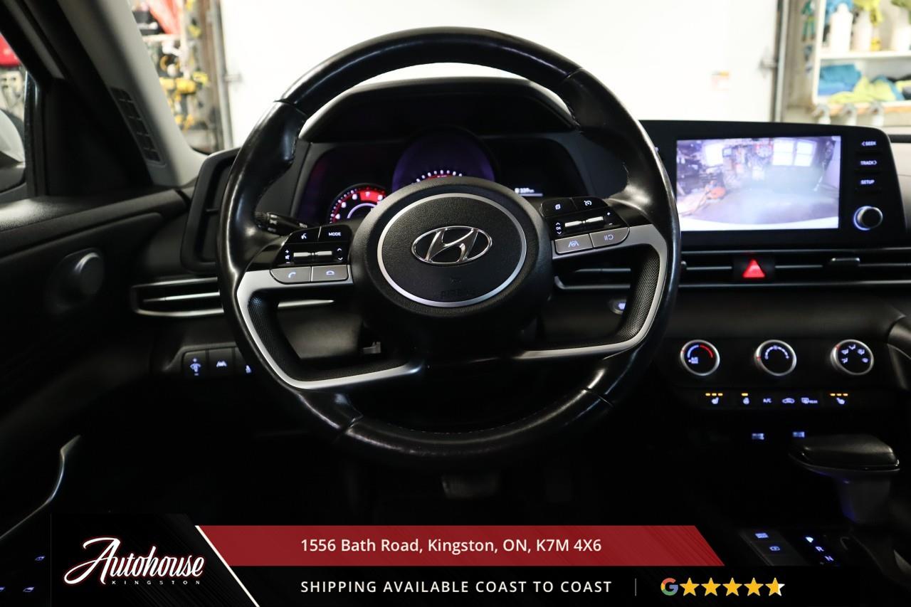 2022 Hyundai Elantra Preferred APPLE CARPLAY & ANDROID AUTO - REARVIEW CAM Photo