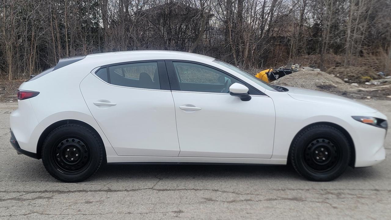 2021 Mazda MAZDA3 GX Photo