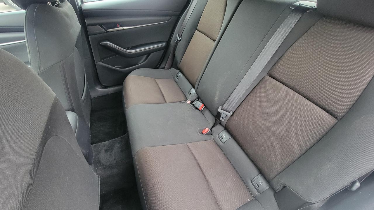 2021 Mazda MAZDA3 GX Photo