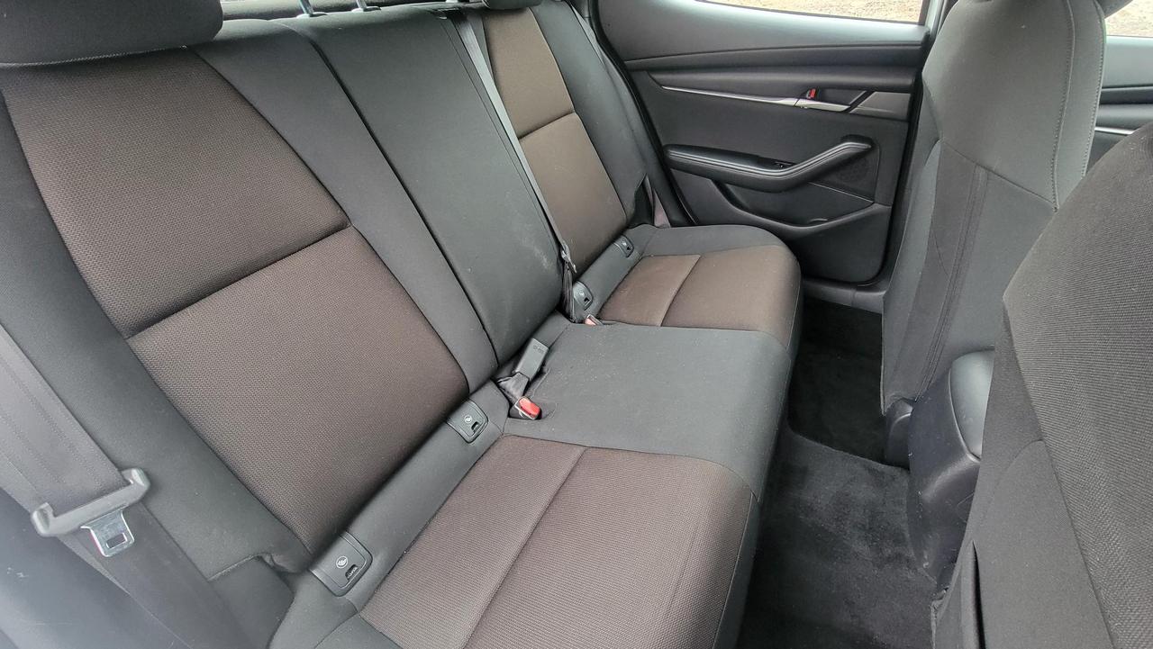 2021 Mazda MAZDA3 GX Photo