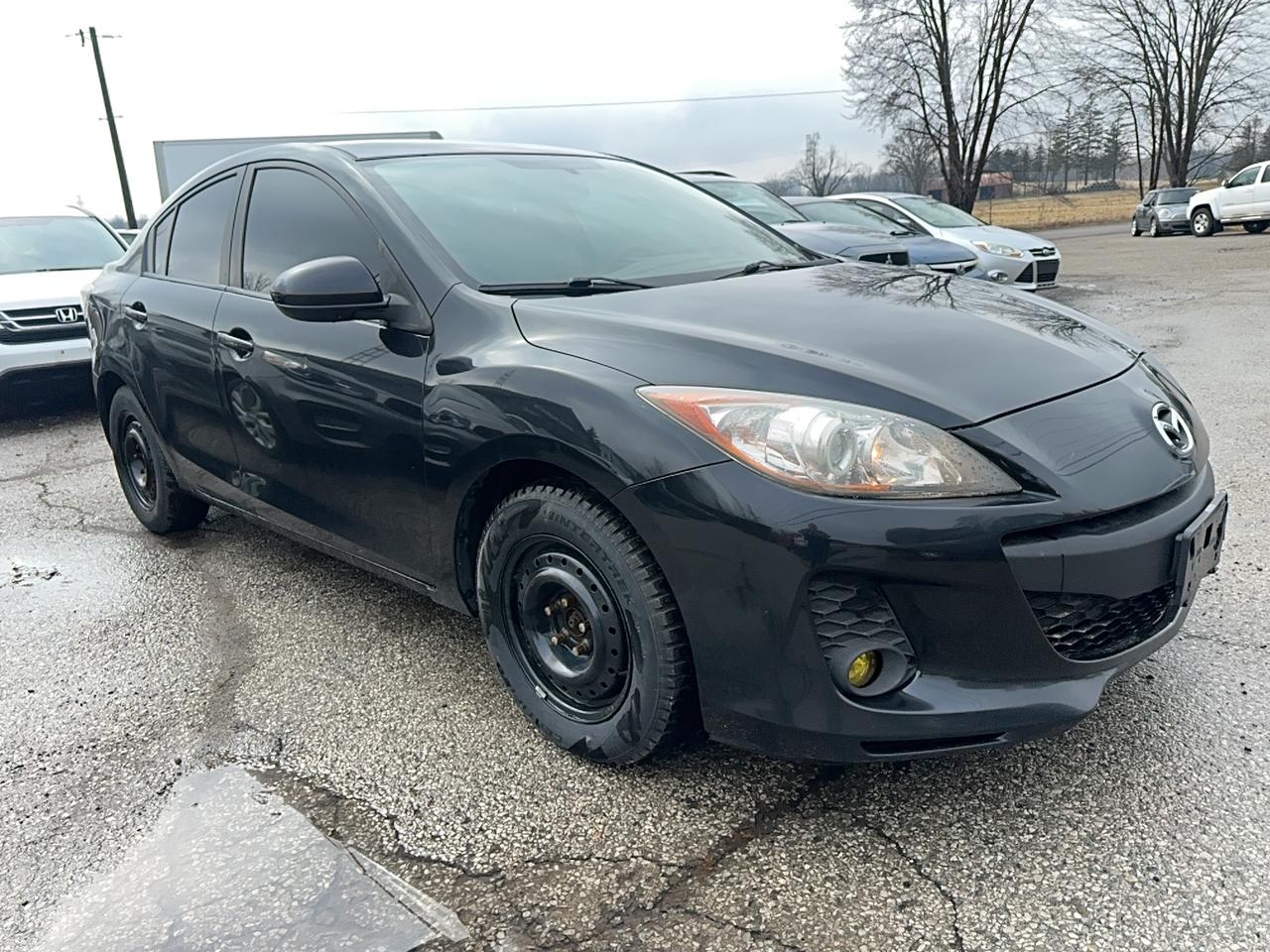 2012 Mazda MAZDA3 GX Photo3