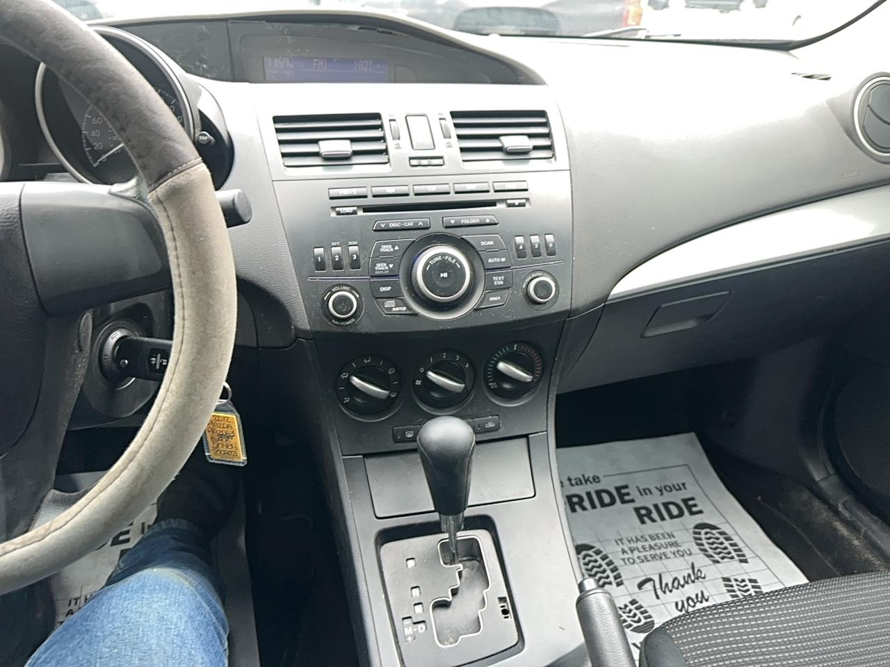 2012 Mazda MAZDA3 GX Photo