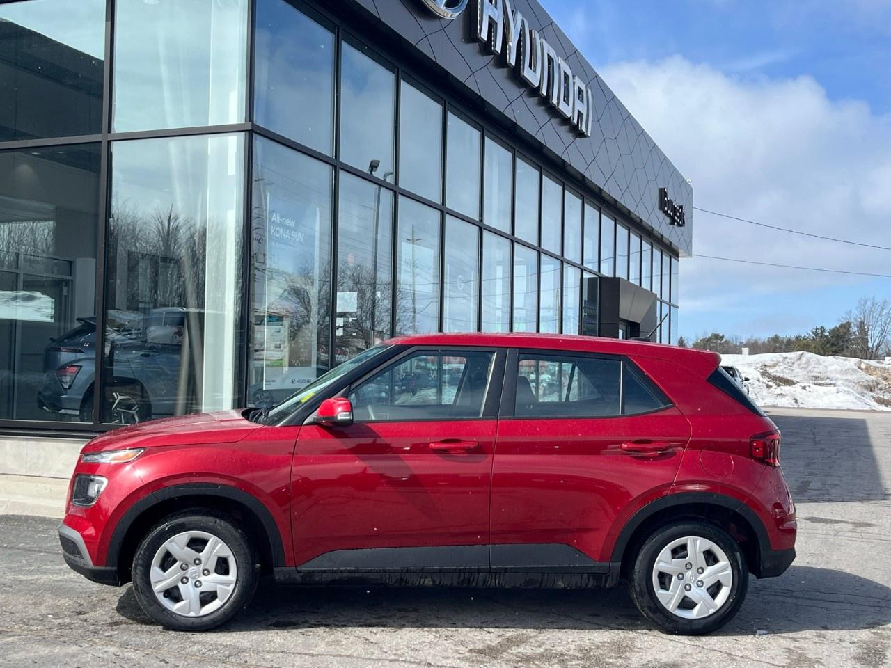 2023 Hyundai Venue Essential IVT Photo