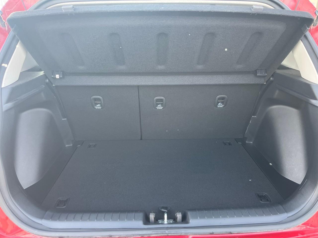 2023 Hyundai Venue Essential IVT Photo